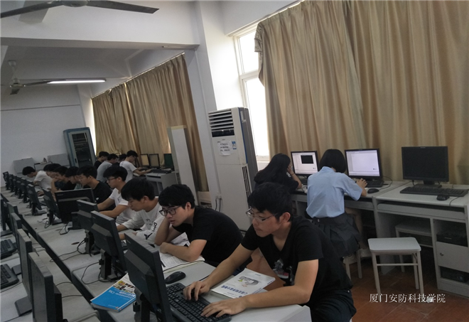 计算机编程实训.png
