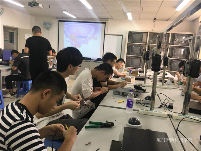 楼宇视频监控实训.png