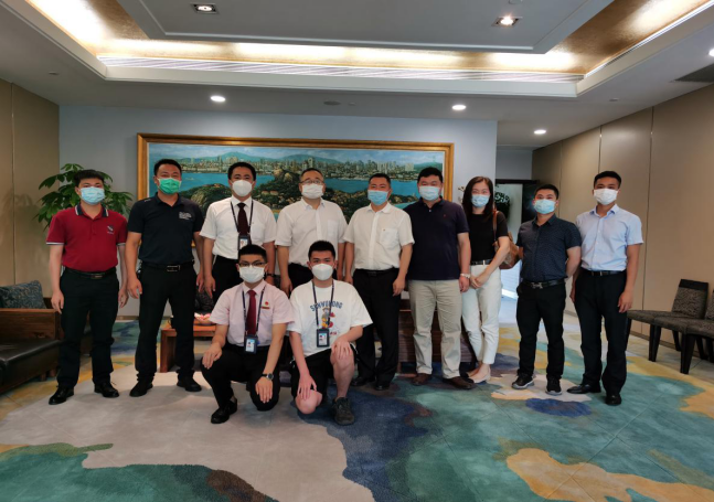 校领导寻访毕业实习生进行时409.png