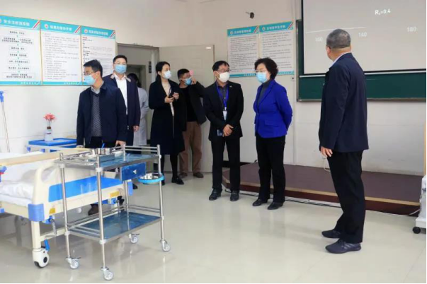 厦门市国桂荣副市长一行6人莅临我校检查指导疫情防控工作199.png